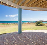 The Whale Watcher' 1/6 Birubi Lane - waterfront unit with stunning views level access - Go Out