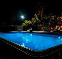 Tommo's Motor Lodge - Go Out