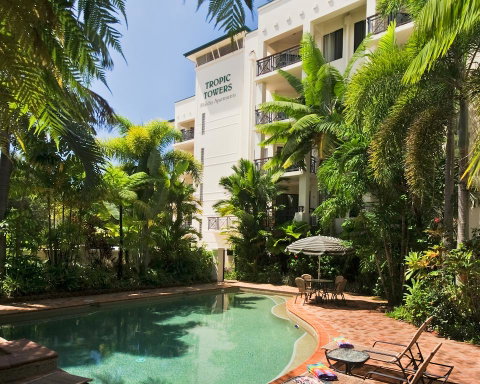 Tropic Towers Apartments - Pubs and Clubs 2