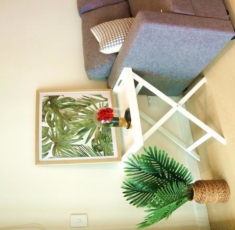 Tropical Delight 1 Bedroom Apt - Pubs and Clubs 3
