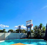 Tropicana Motel - Pubs and Clubs