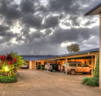 Tropixx Motel  Restaurant - Pubs and Clubs