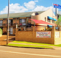 Tweed Harbour Motor Inn - Go Out