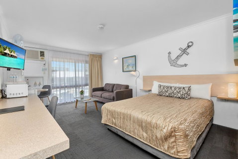 Tweed Harbour Motor Inn - Go Out 1