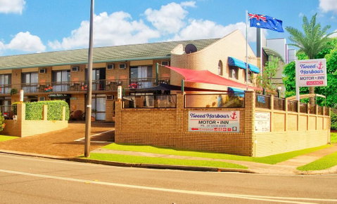 Tweed Harbour Motor Inn - Go Out 0