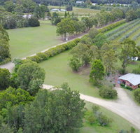 Twin Trees Country Cottages - Pubs and Clubs