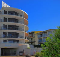Unit 1 The Rocks 1746 David Low Coolum Beach - 500 Bond - Pubs and Clubs