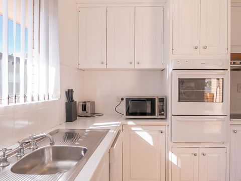 Unit 1@Tee Jays - Pubs and Clubs 3