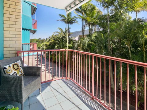 Unit 3 'Kings Cove', Kings Beach - Pubs and Clubs 3