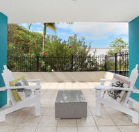 Unit 3 On The Park 22 Frank Street Coolum Beach 400 BOND LINEN INCLUDED - Pubs and Clubs