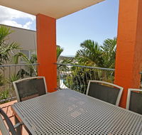 Unit 4 Cooltoro Court 7 Frank Street Coolum Beach 400 BOND LINEN INCLUDED - Pubs and Clubs
