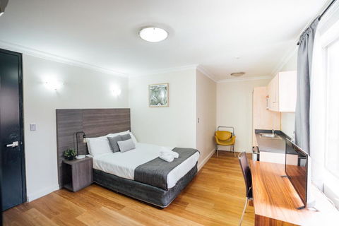 UNO Hotel Sydney - Pubs and Clubs 1