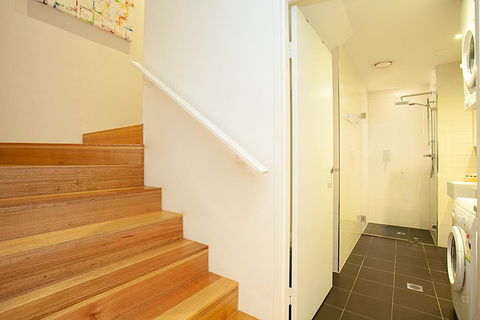 Urban Rest - Riley St - Pubs and Clubs 1