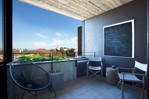 Urban Rest - Short Lane - Pubs and Clubs 3