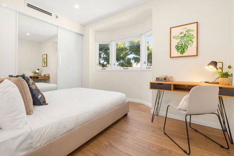 Urban Rest - The Seymour - Go Out 2