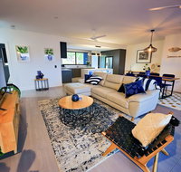 Valle Vista Luxury Apartments - Pubs and Clubs