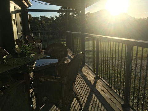 Valley Views Lodge Port Douglas - Pubs and Clubs 3