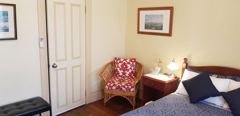 Verona Guest House - Pubs and Clubs 1