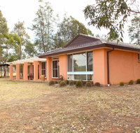 Verona Vineyard Cottage - Pubs and Clubs