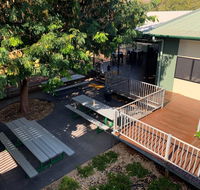 Victoria Village - Pubs and Clubs