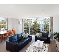 View Of Manly Pines And Waves From Large Apartment - Go Out
