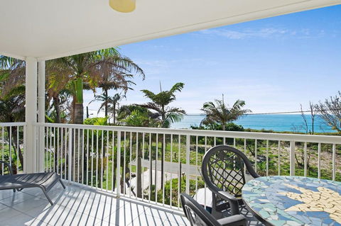 Views Of Moreton Island From Balcony At Beachside Haven Rickman Pde, Woorim - Pubs and Clubs 0