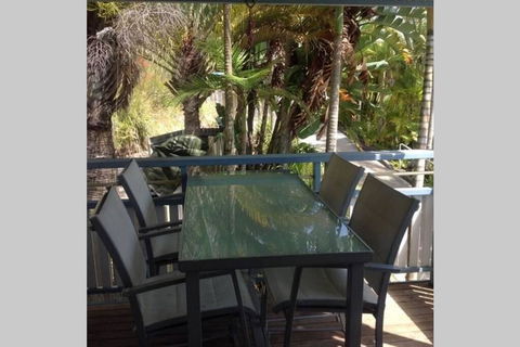 Villa 31 At Tangalooma Resort - Pubs and Clubs 2