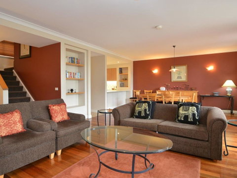 Villa 3br Bella Vista Resort Condo Located Within Cypress Lakes Resort (nothing Is More Central) - Pubs and Clubs 2