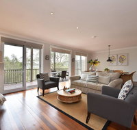 Villa 3br Tempranillo Resort Condo located within Cypress Lakes Resort nothing is more central - Pubs and Clubs