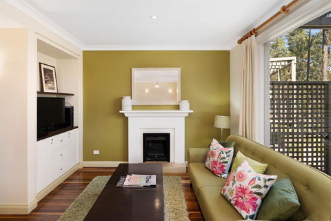 Villa Cabernet - Pubs and Clubs 3