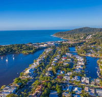 Villa Elkhorn Noosa - Pubs and Clubs