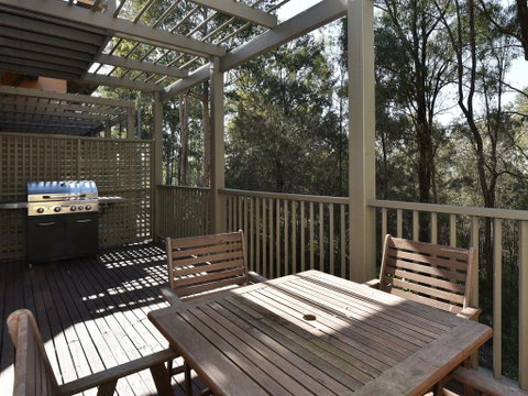 Villa Executive 2br Shiraz Resort Condo Located Within Cypress Lakes Resort (nothing Is More Central) - Pubs and Clubs 0