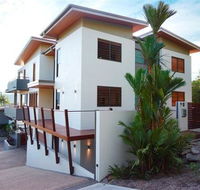 Villa One on Murphy - Luxury Holiday Villa - Pubs and Clubs