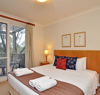Villa Spa Executive 1br Merlot Resort Condo located within Cypress Lakes Resort nothing is more central - Pubs and Clubs