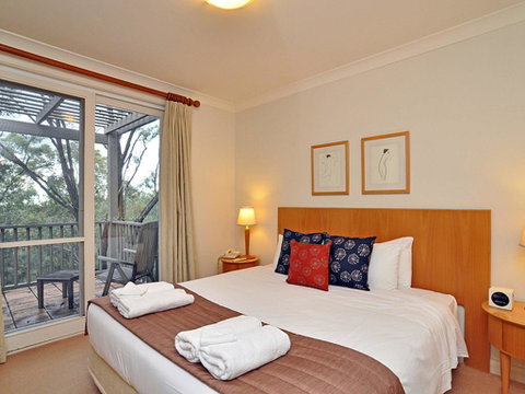 Villa Spa Executive 1br Merlot Resort Condo Located Within Cypress Lakes Resort (nothing Is More Central) - Pubs and Clubs 0
