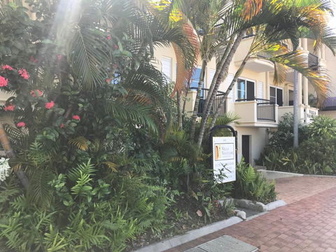 Villa Vaucluse Apartments - Go Out 0