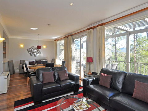 Villas Treinta (Sleeps 30) Resort Condos Located Within Cypress Lakes Resort (nothing Is More Central) - Pubs and Clubs 3