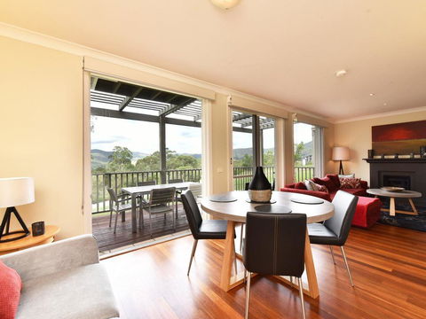 Villas Venticuatro (Sleeps 24) Resort Condos Located Within Cypress Lakes Resort (nothing Is More Central) - Pubs and Clubs 1