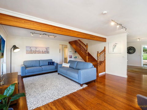 Vista Del Mar - 49 Del Mar Dr - Pubs and Clubs 3