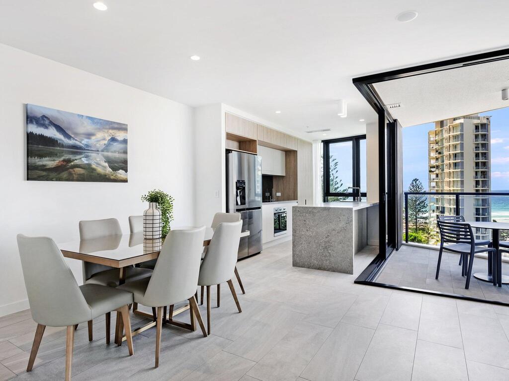Broadbeach QLD Go Out