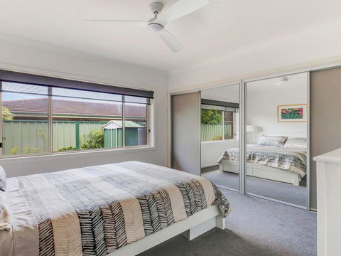 Walling-Clifton Gardens - Backing Onto Golf Course - Pubs and Clubs 1