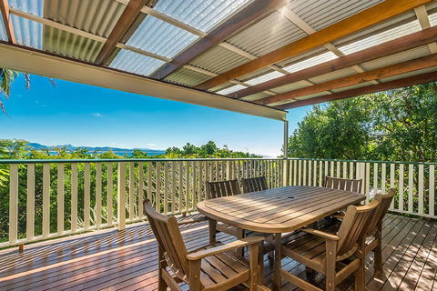 Wambiri On Lighthouse Road - Pubs and Clubs 2