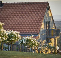 Wandin Valley Estate - Pubs and Clubs