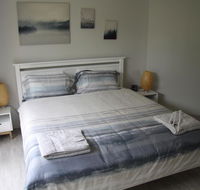 Warnbro Beach Family Accommodation - Go Out