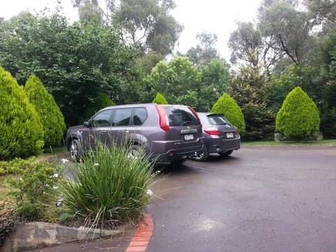 Warrandyte Retreat Guest House - Pubs and Clubs 2