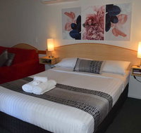 Warwick Vines Motel - Go Out