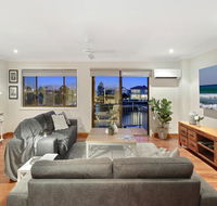 Waterfront boutique apartment - Personal concierge - Go Out