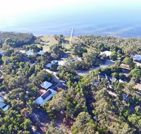 Waterfront Retreat At Wattle Point - Pubs and Clubs