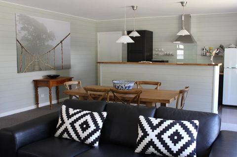 Amelina Cottages - Go Out 20