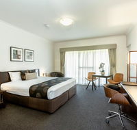 Blazing Stump Motel  Suites - Pubs and Clubs